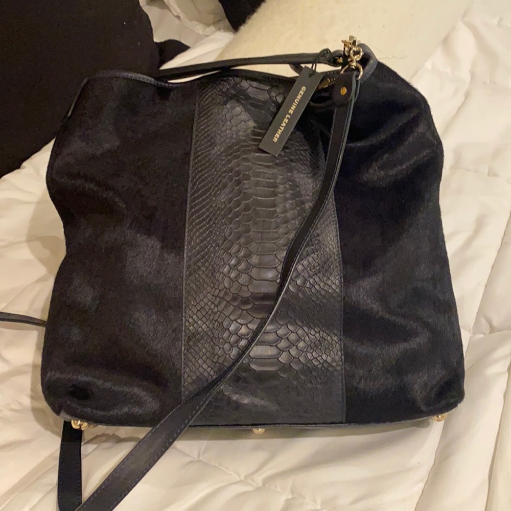 Gianni Chiarini navy bag w faux snake detail